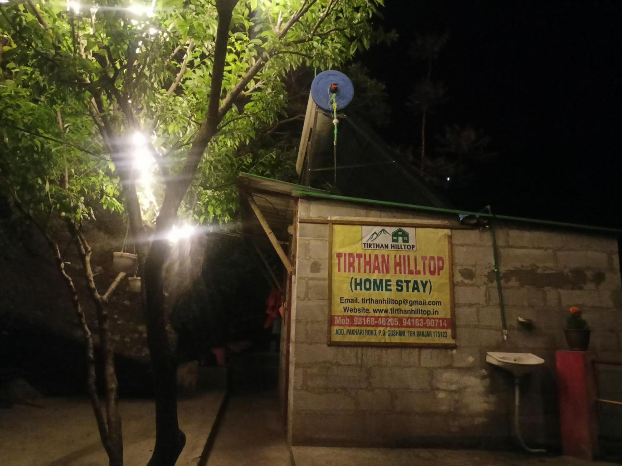 Tirthan Hilltop Home Stay Banjār Екстериор снимка
